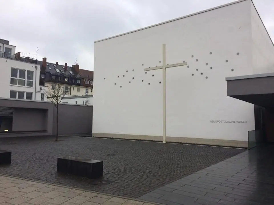 Gewerbliche Außenanlage von Muriqi